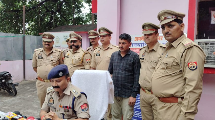 अंतरराष्ट्रीय 25000 इनमिया बदमाश को पुलिस ने  गिरफ्तार किया